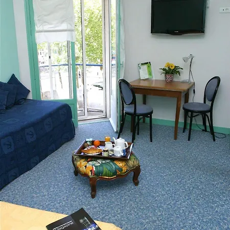 Logis Rex Hotel 3*